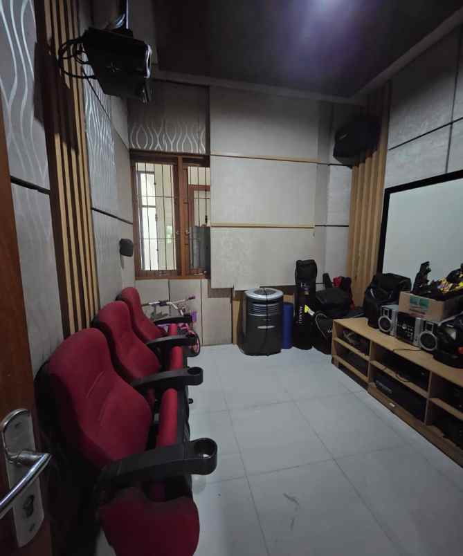 dijual rumah pondok labu cinere depok