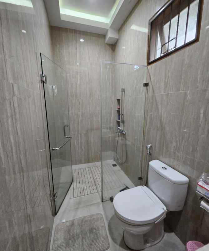 dijual rumah pondok labu cinere depok