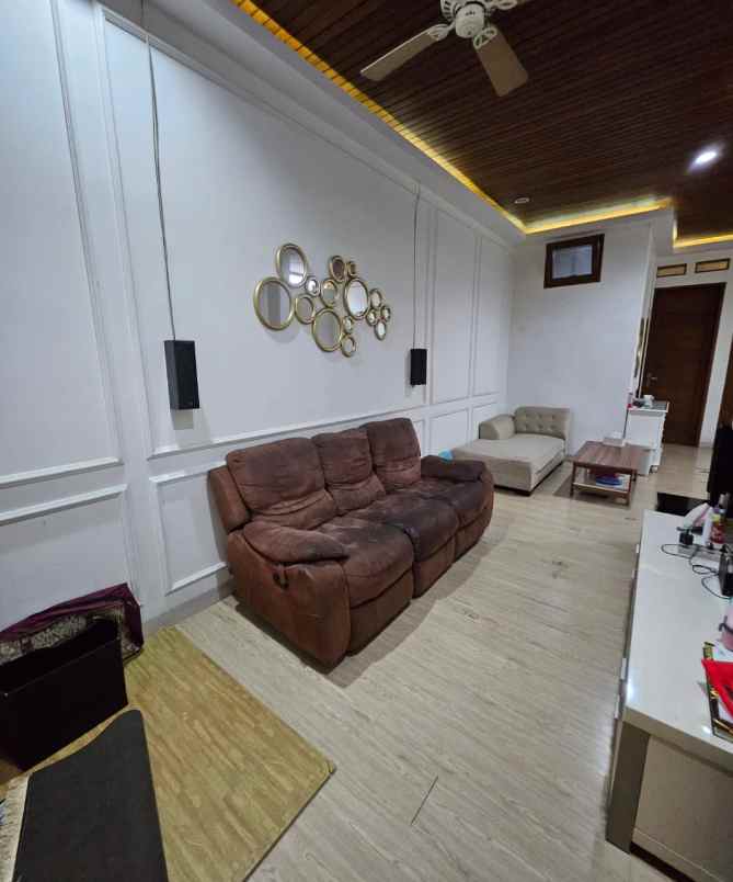 dijual rumah pondok labu cinere depok