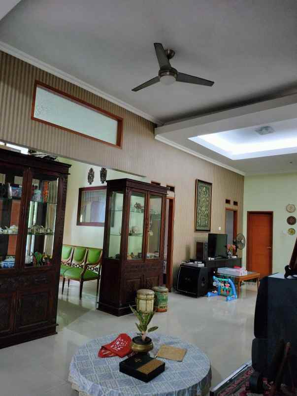 dijual rumah pps taman galaxy