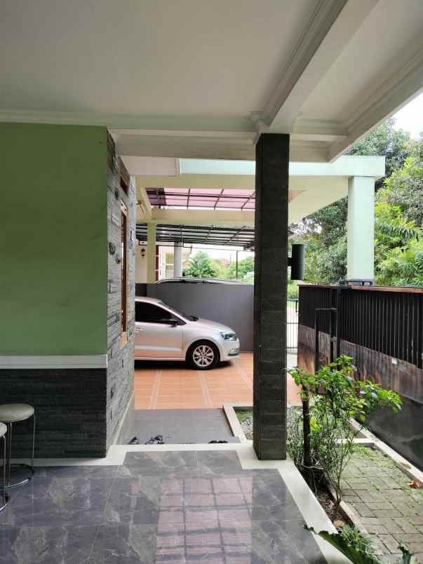 dijual rumah pps taman galaxy