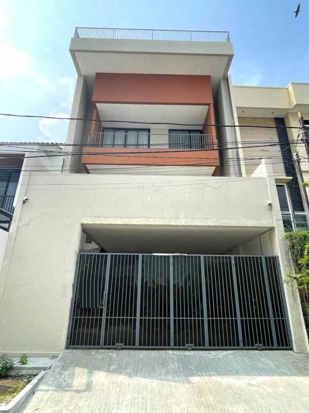 dijual rumah pulomas jaya pulogadung