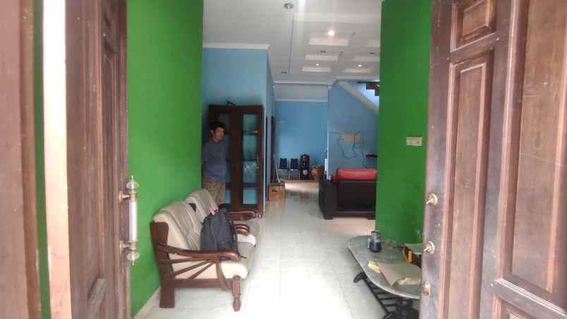 dijual rumah purwomartani