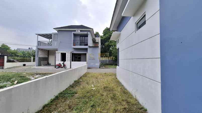 dijual rumah purwomartani kalasan