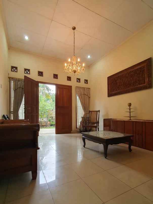 dijual rumah ragunan