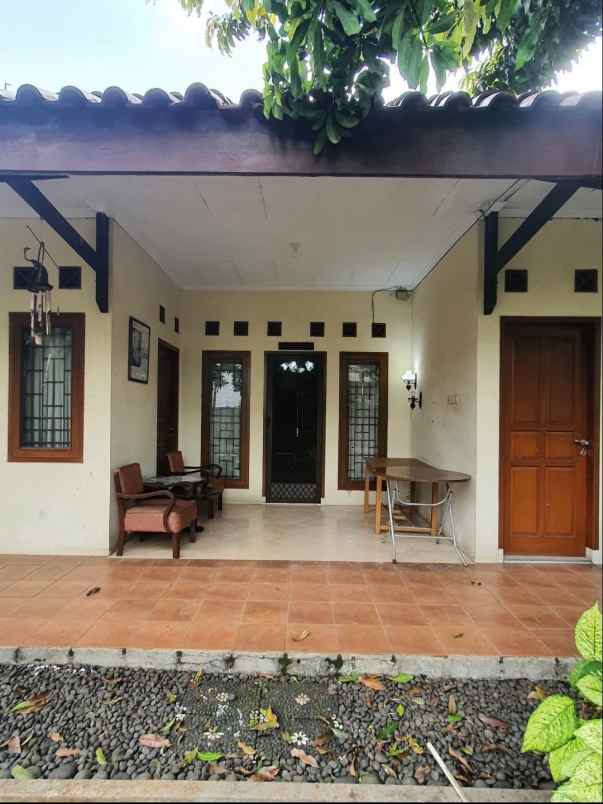 dijual rumah ragunan