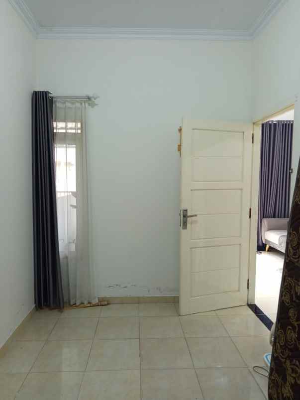 dijual rumah randusari prambanan klaten