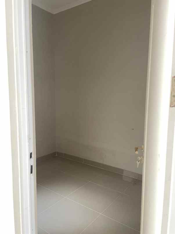 dijual rumah rawakalong kec gn sindur