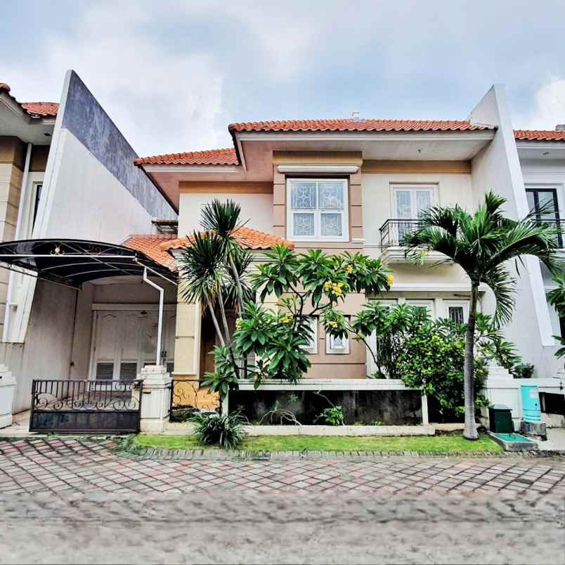 dijual rumah regency 21