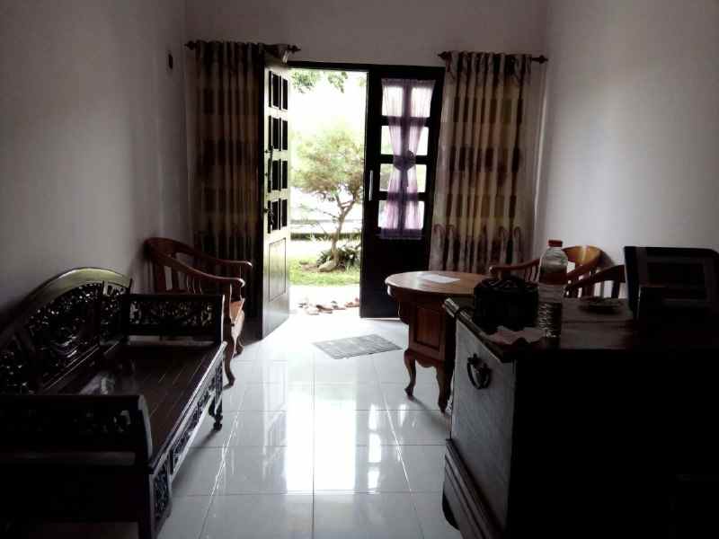 dijual rumah rejomulyo estate 1