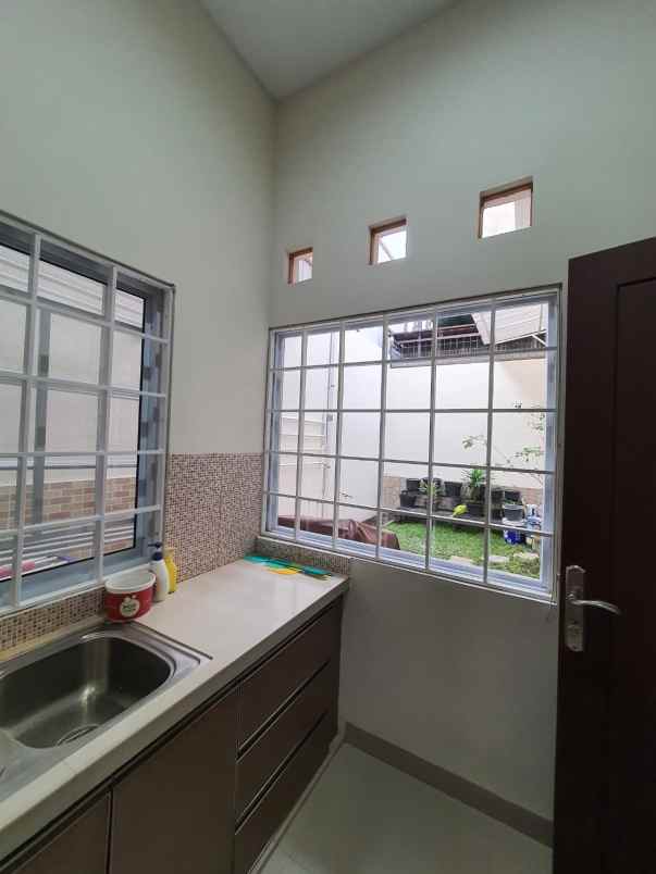 dijual rumah rejosari