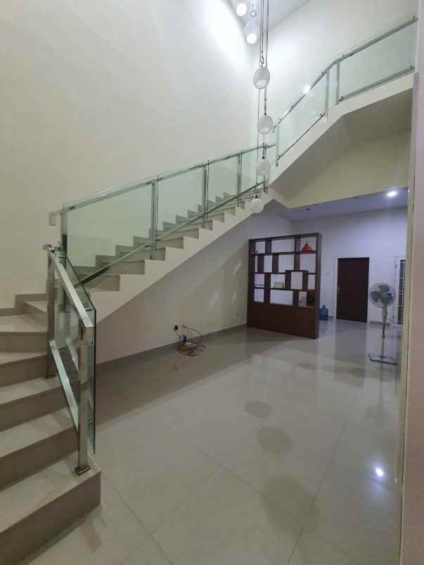 dijual rumah rejosari