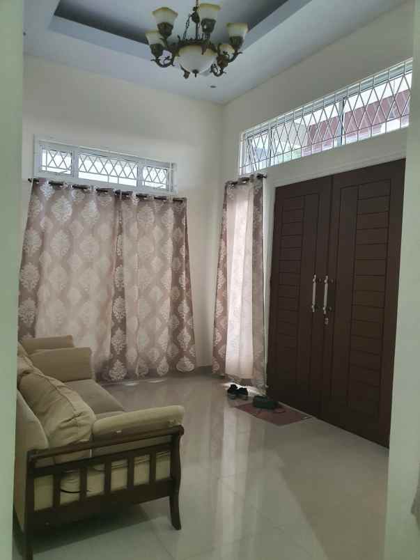 dijual rumah rejosari