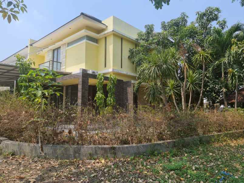 dijual rumah royal residence