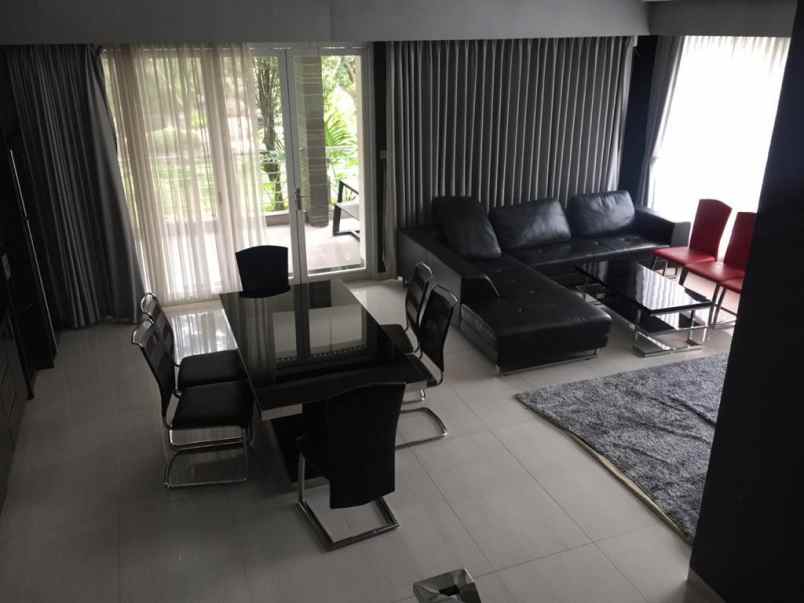 dijual rumah rumah mewah sejuk resort