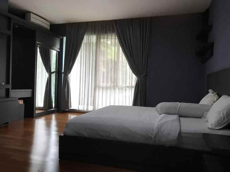 dijual rumah rumah mewah sejuk resort