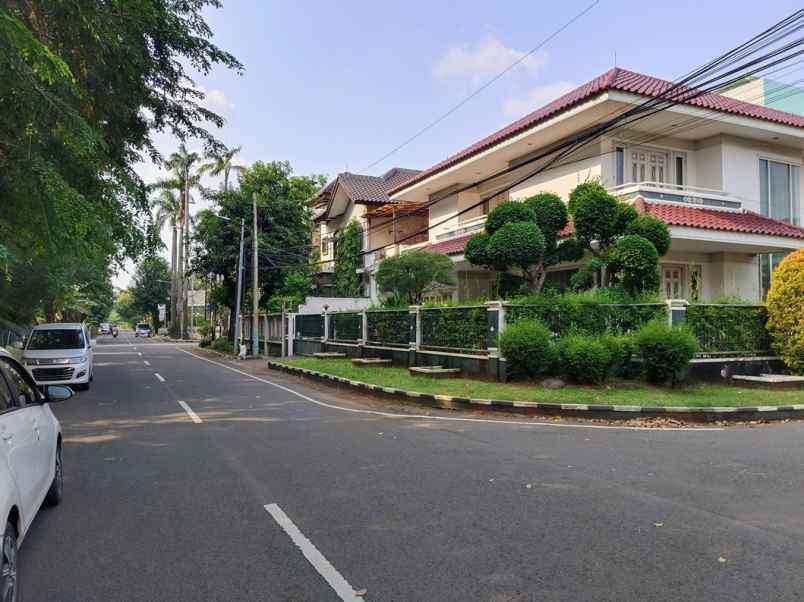 dijual rumah rumah pulomas jakarta timur