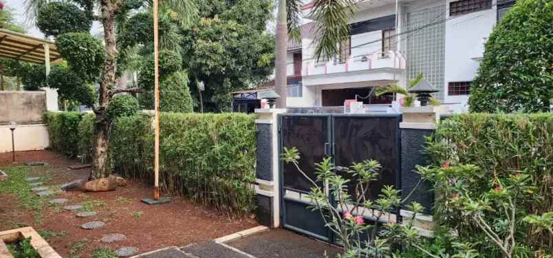 dijual rumah rumah pulomas jakarta timur