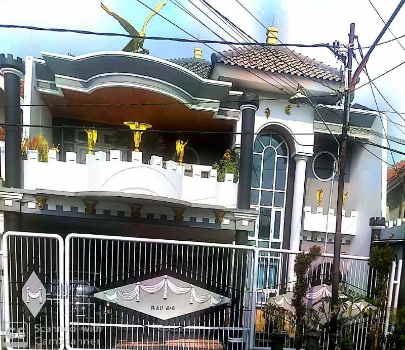 dijual rumah rungkut asri