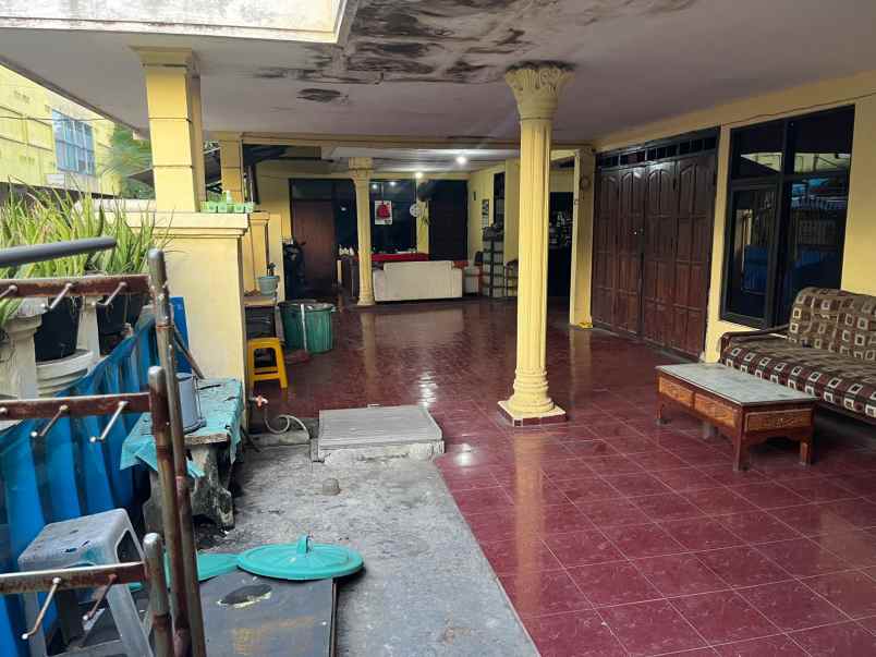 dijual rumah rungkut asri