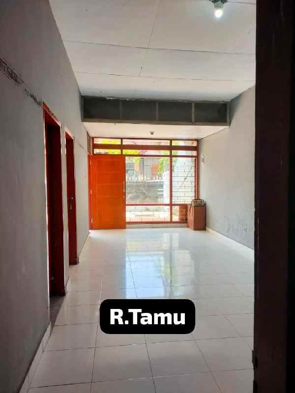 dijual rumah rungkut asri timur