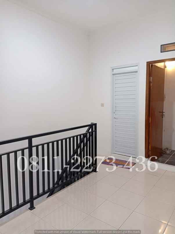 dijual rumah sariwangi