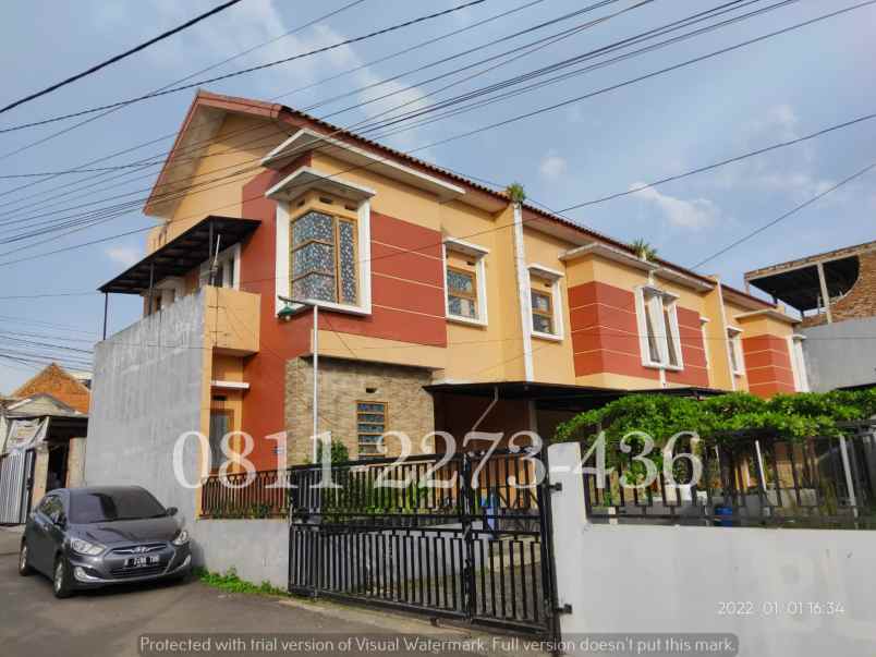 dijual rumah sariwangi