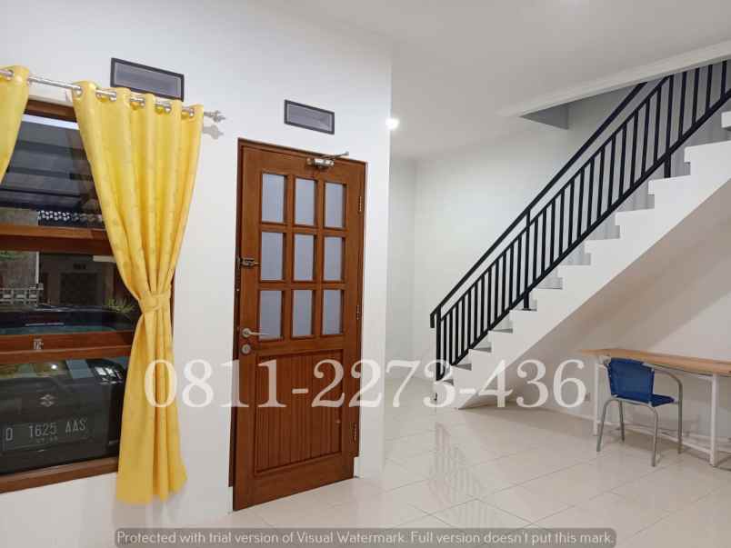 dijual rumah sariwangi