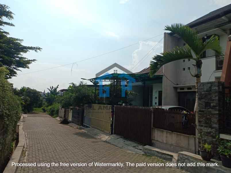 dijual rumah sariwangi