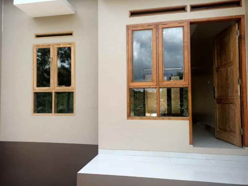 dijual rumah sariwangi parongpong bandung