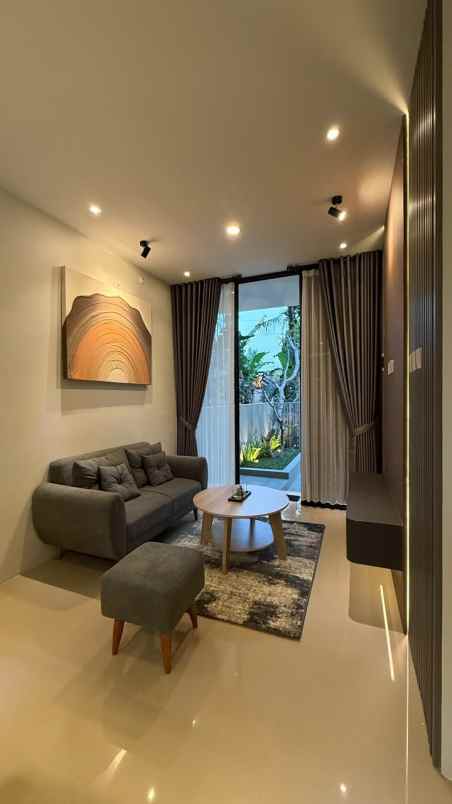 dijual rumah sayegan