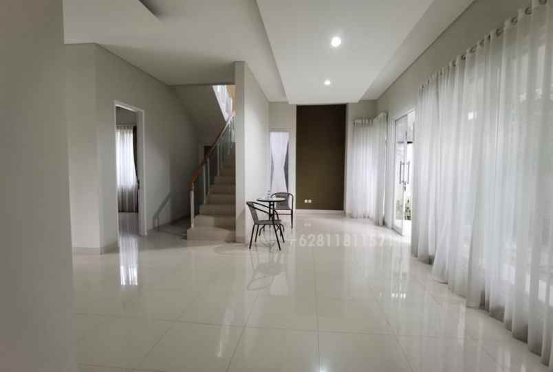 dijual rumah sentul city