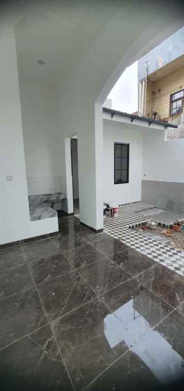 dijual rumah sentul city