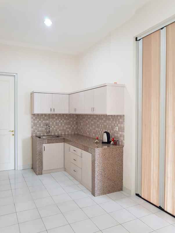 dijual rumah sentul city