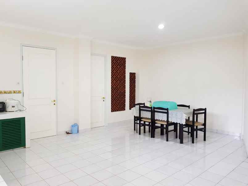 dijual rumah sentul city