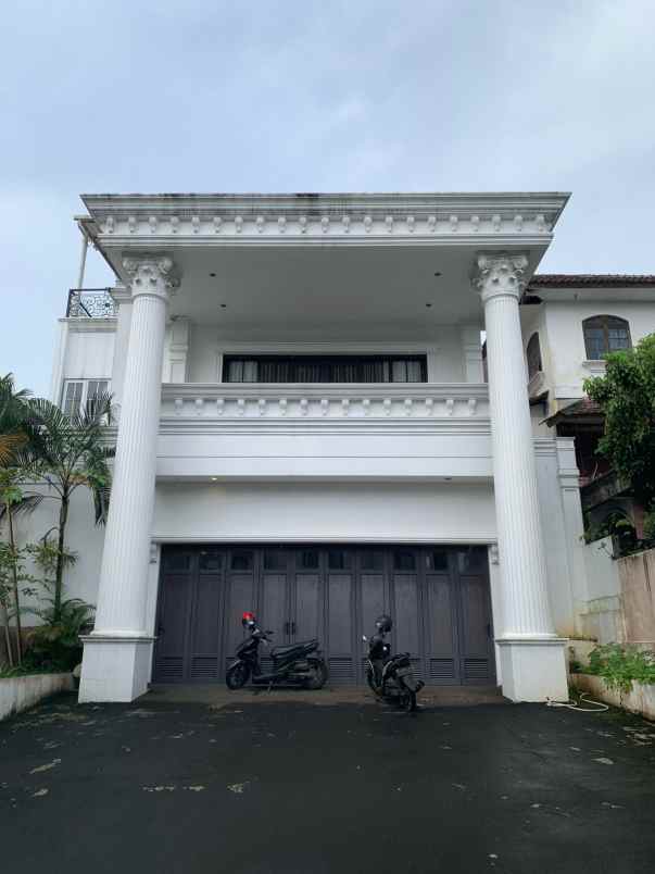 dijual rumah sentul city