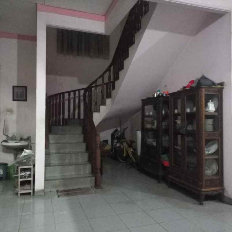 dijual rumah serdang