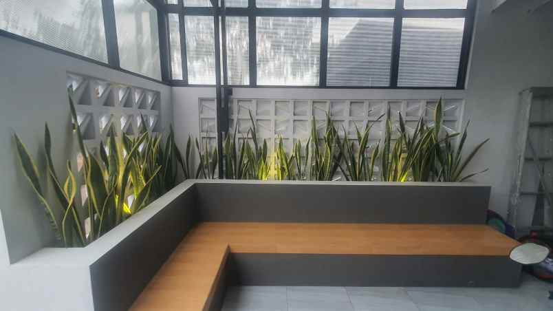 dijual rumah serua ciputat tangerang