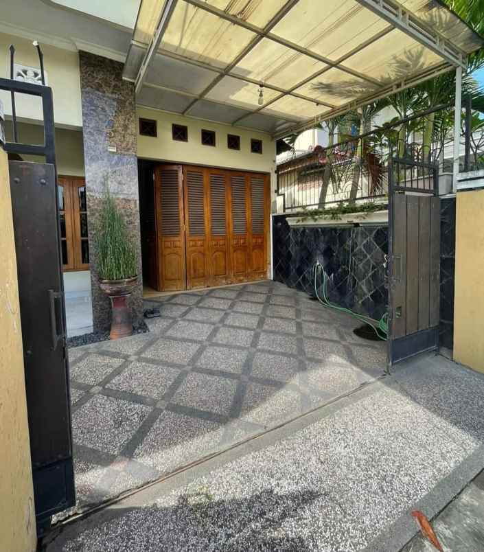 dijual rumah sewon