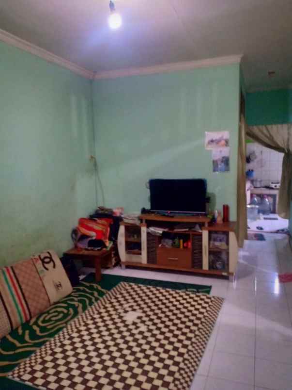 dijual rumah siap huni di komplek cipageran