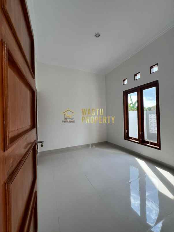 dijual rumah sidoarum godean