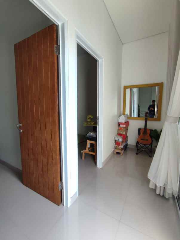 dijual rumah sip531