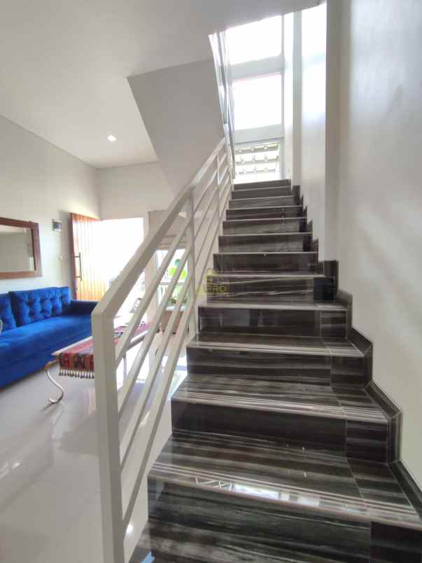 dijual rumah sip531