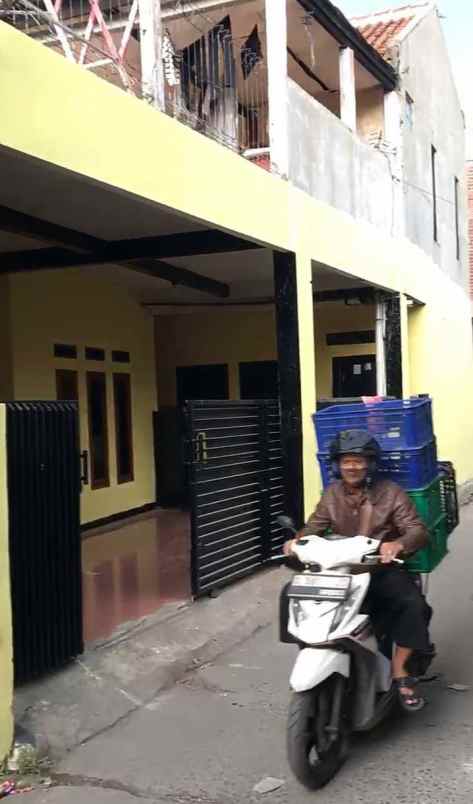 dijual rumah situsaeur bojongloa kidul