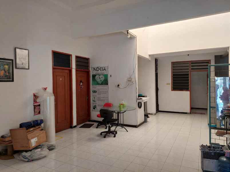 dijual rumah siwalankerto permai