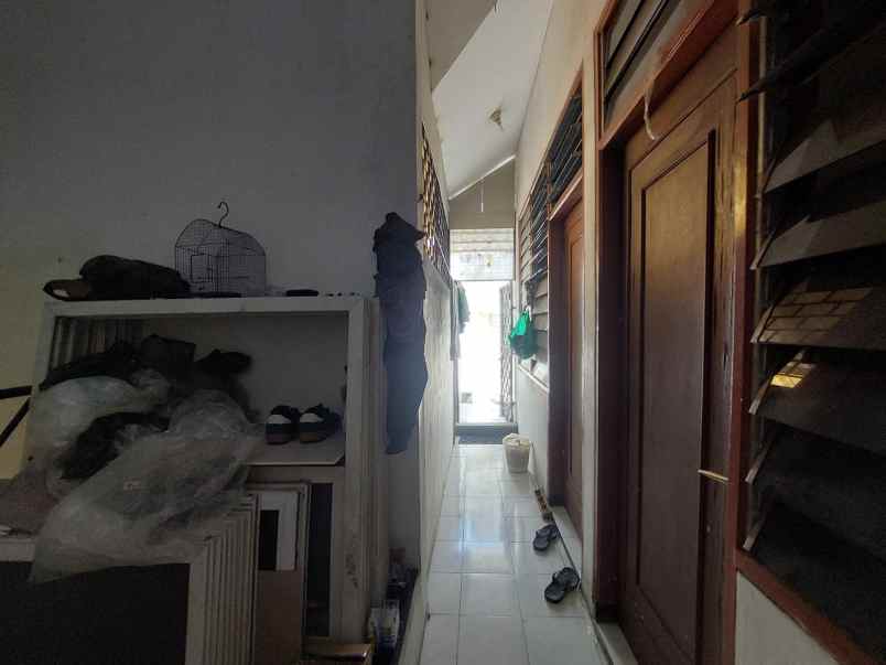 dijual rumah siwalankerto permai
