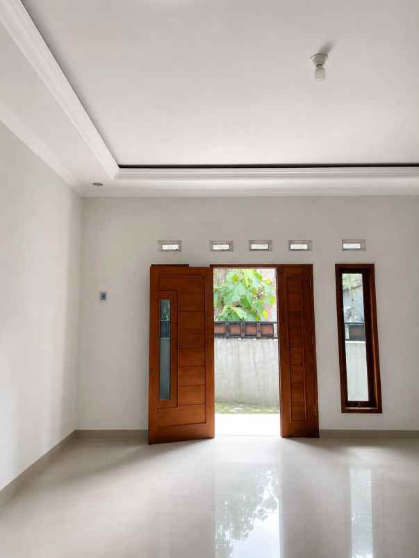 dijual rumah sleman