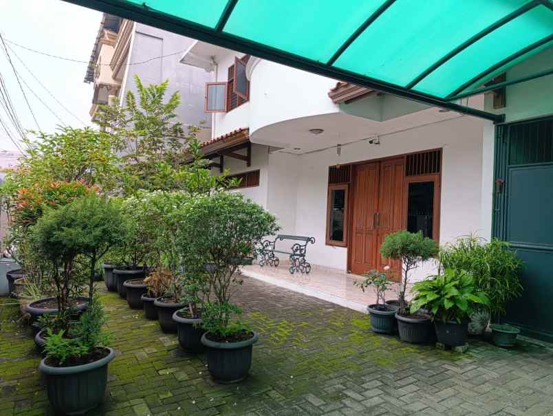 dijual rumah strategis di cideng gambir jakarta pusat