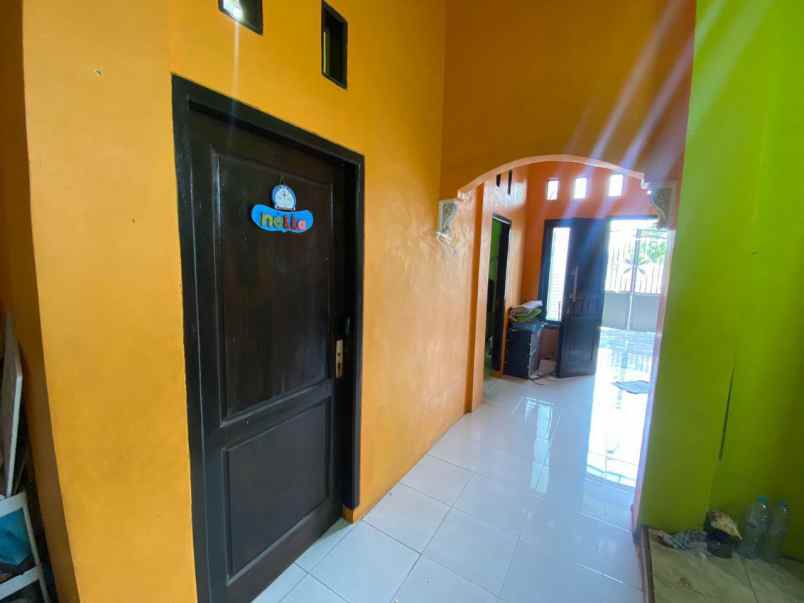 dijual rumah strategis di kebomas gresik