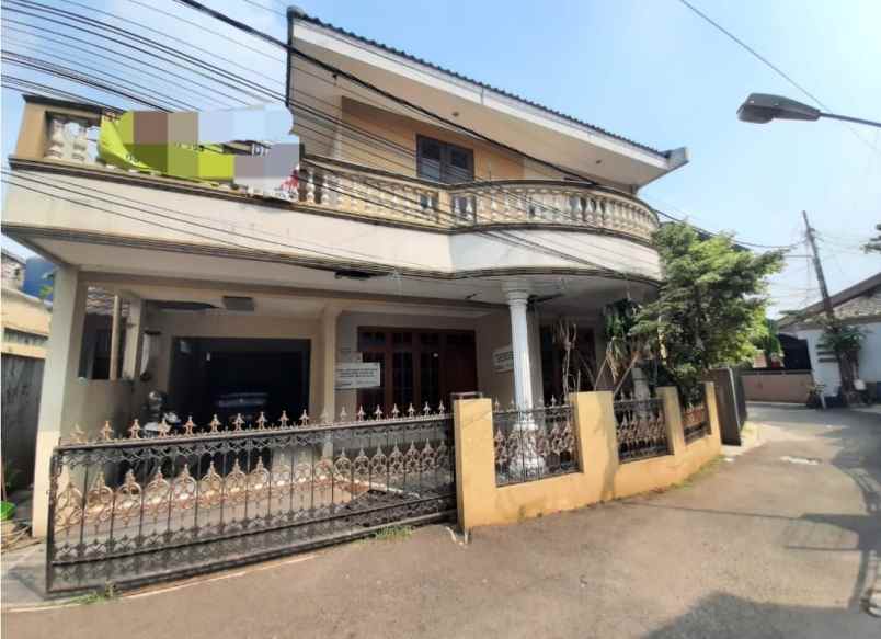 dijual rumah strategis jakarta selatan